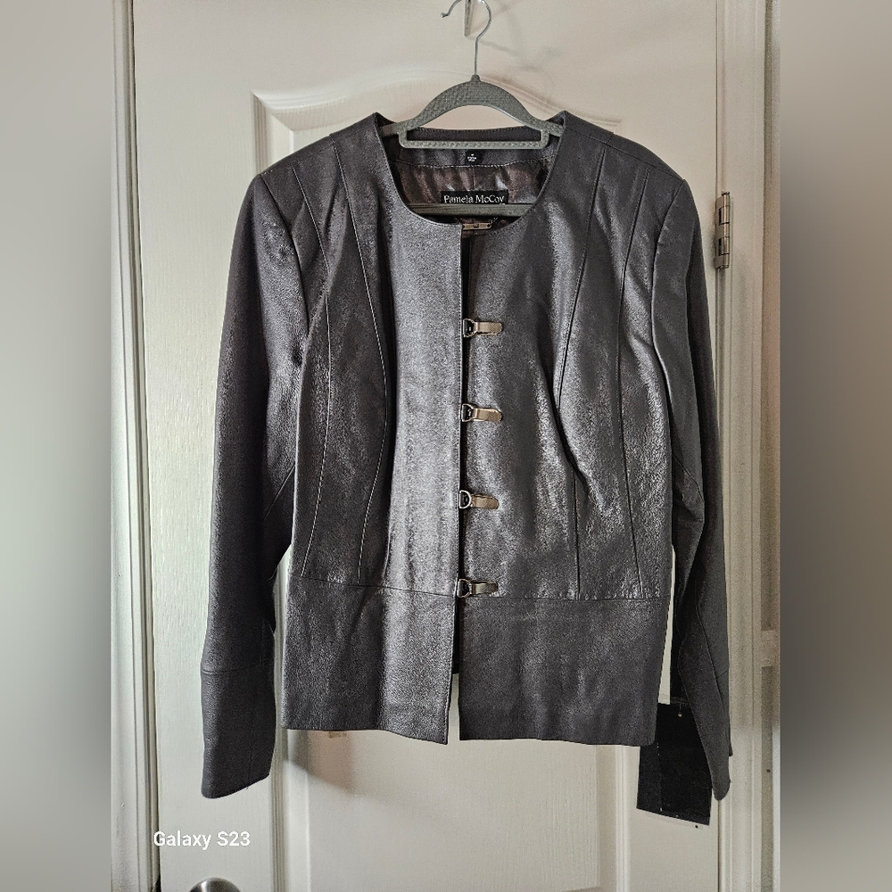 Pamela McCoy 100% Genuine leather